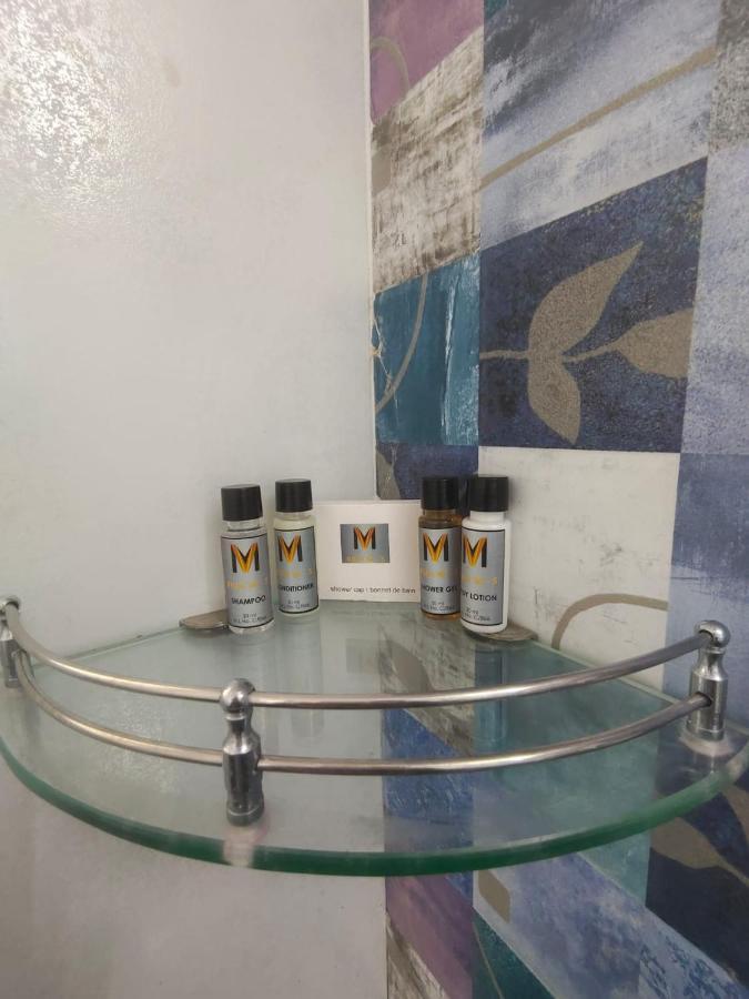 Villa M - Jia 4 Candolim Goa 3Bhk, Pool Facing, Near Beach, Free Breakfast, Free Wifi And Prime Location Aguada Eksteriør billede