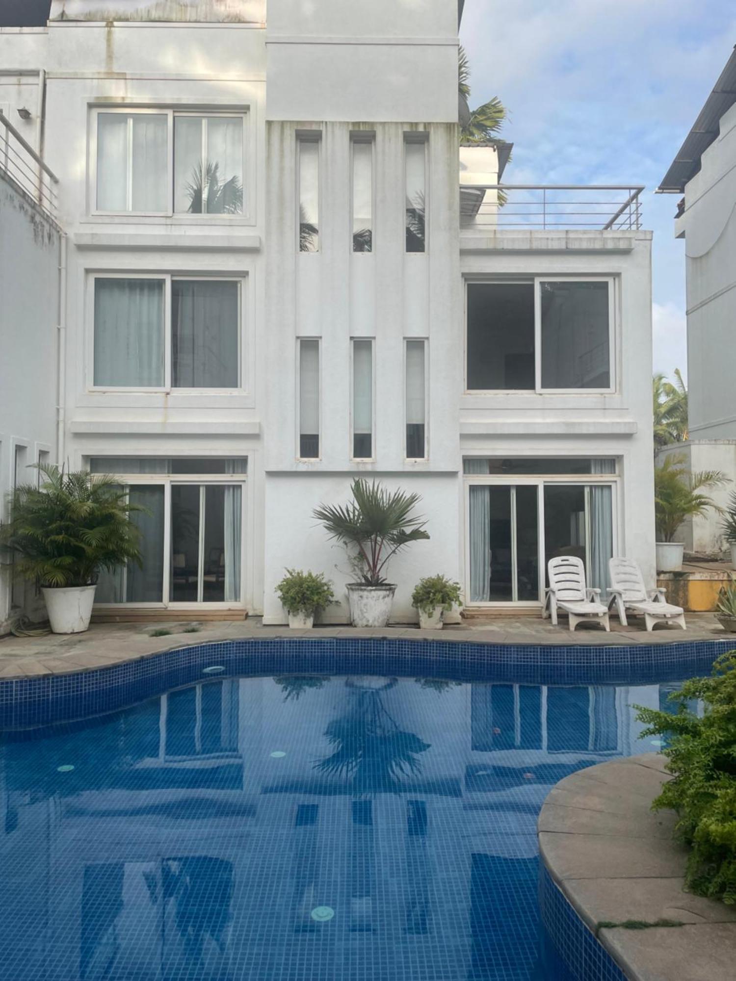 Villa M - Jia 4 Candolim Goa 3Bhk, Pool Facing, Near Beach, Free Breakfast, Free Wifi And Prime Location Aguada Eksteriør billede